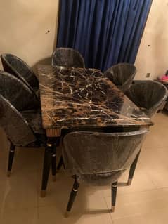 Brand New Dining Table With 6 Setter