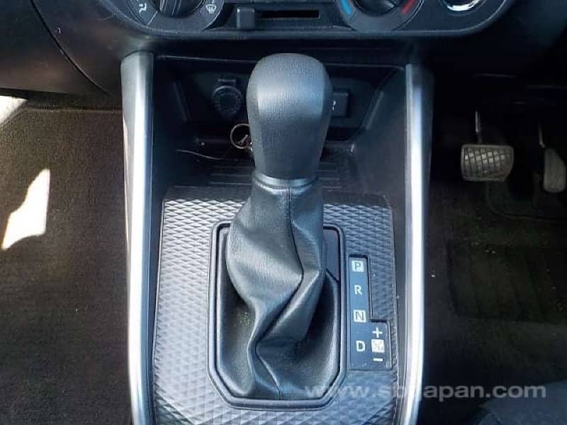 Toyota Raize 2021 May 2025 Import better then Rocky Yaris 2019 2020 14