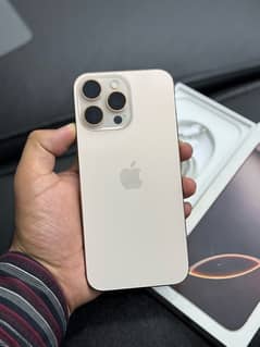 iPhone 16 Pro Max HK