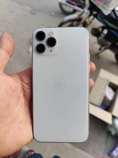 IPhone 11 pro white colour neet and clean phone