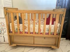 baby cot for sell