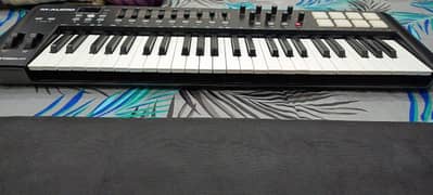 Keyboard MIDI