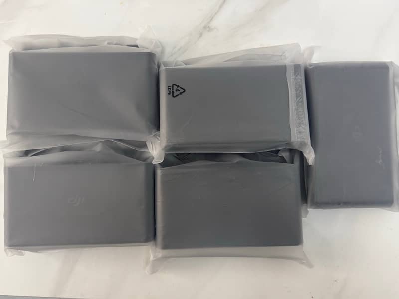 DJI 3T , Air 3 & MINI 3 Series Charging Hub 4