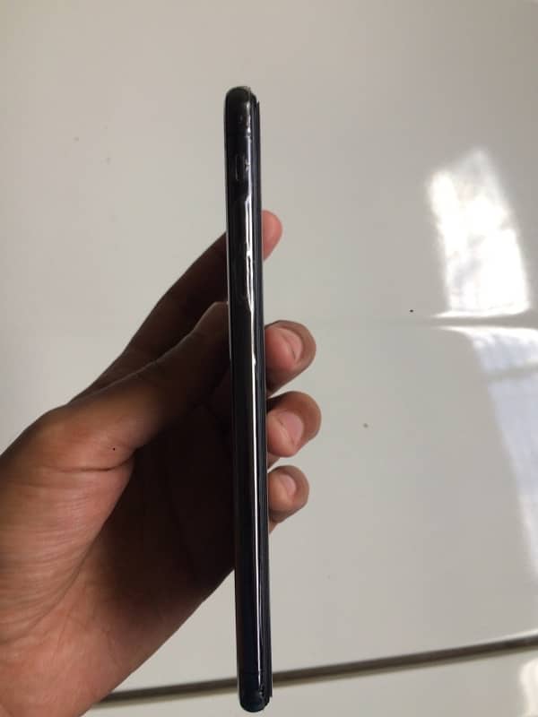 iPhone Xs Max 256GB Non PTA 4