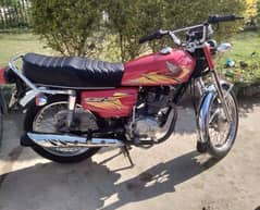 Honda 125 2021 lush condition golden number 444