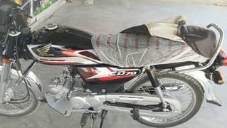 Like Brand New Honda CD-70 Karachi number