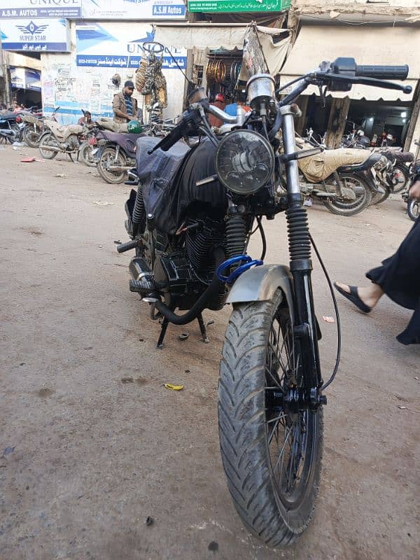 Honda CG125 Custom 2