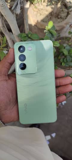 Y100 8+8/256 GB green color Mobile all ok hai