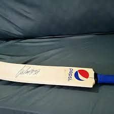 BABAR AZAM SIGNATURE BAT ®