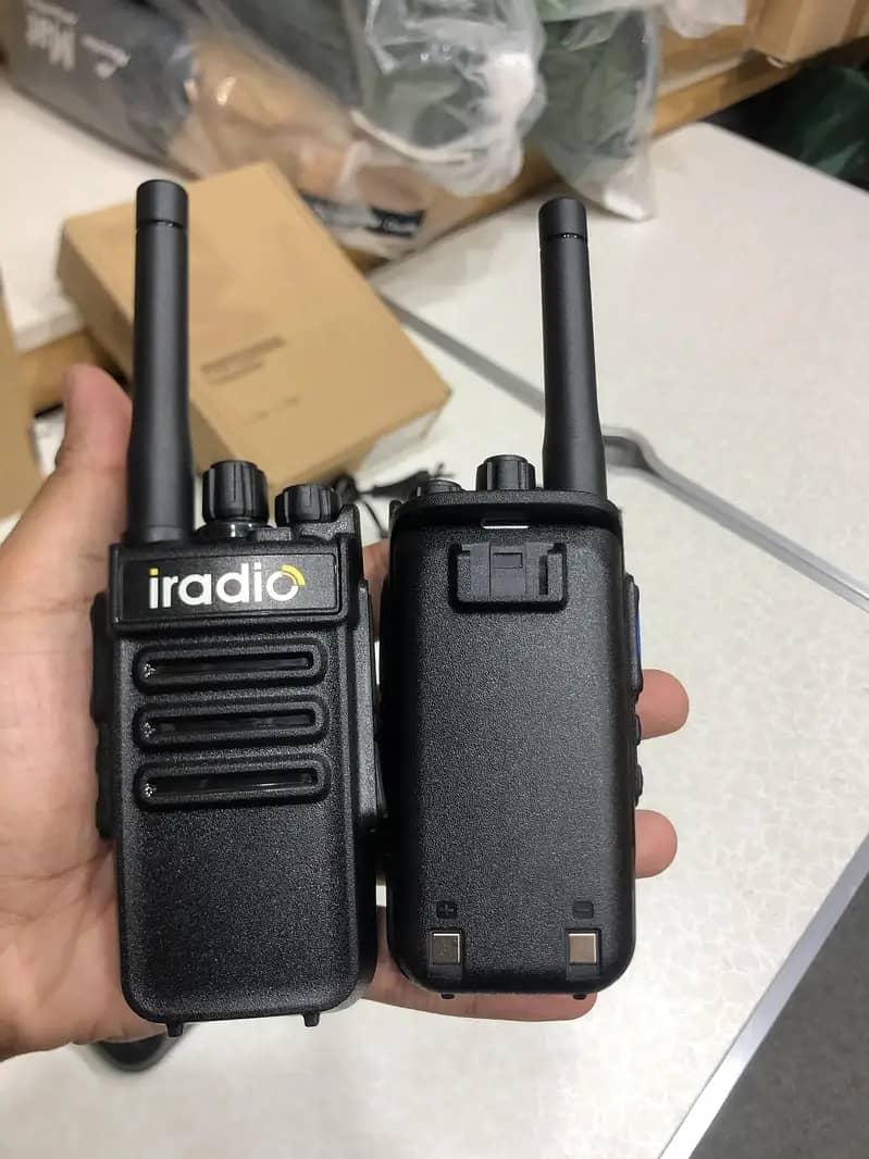 Iradio Walkie talkies V260 Two way radio, New Wireless Radio Sets Pai 4