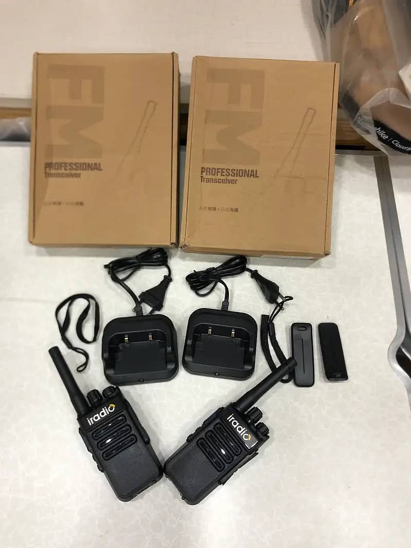 Iradio Walkie talkies V260 Two way radio, New Wireless Radio Sets Pai 14