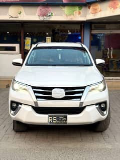 Toyota Fortuner V 2020