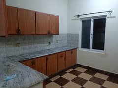 2bedroom family flat available for rent with gas