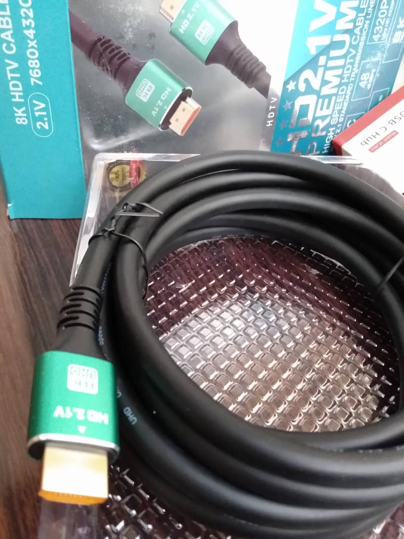 Electronics & Computer / Different types of cable available for -- s 13