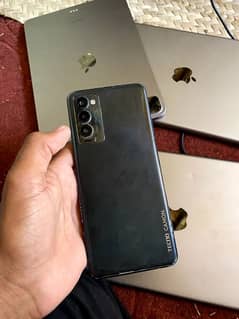 tecno camon 18p 8/128 back condition 7/10