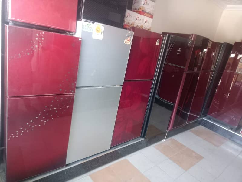 Fridges & Freezers new condition is avilable 12