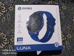 Luna Smart Watch Zero Lifestyle