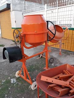 Quarter bag concrete mixer