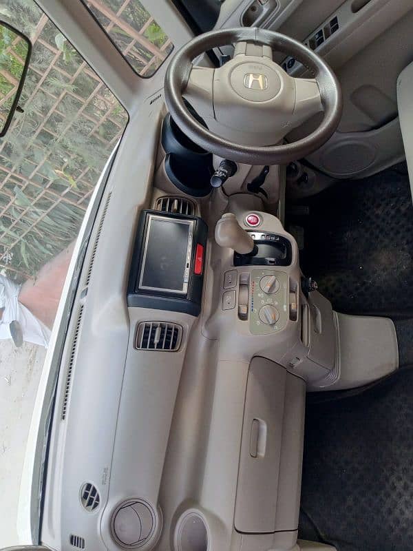 Honda N Box 2012/17 total genuine sale and exchange 3