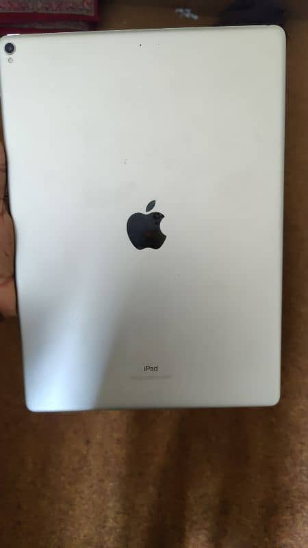 ipad pro 2nd generation 64 GB 2
