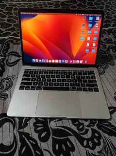 Apple MacBook Pro 2017,13'', Core i5,128GB SSD,8GB RAM