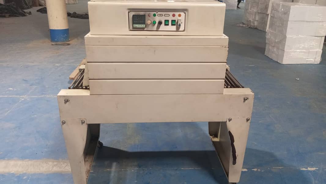 PET Packaging machine complete with Heat Shrink Tunnel 3