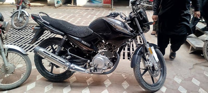 Yamaha ybr 2022 model one hend used just drive no exchange 0