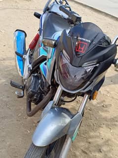 Honda CB 150 f 2018 model 03331546747