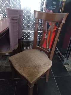 dinning table wodden with 6 chair