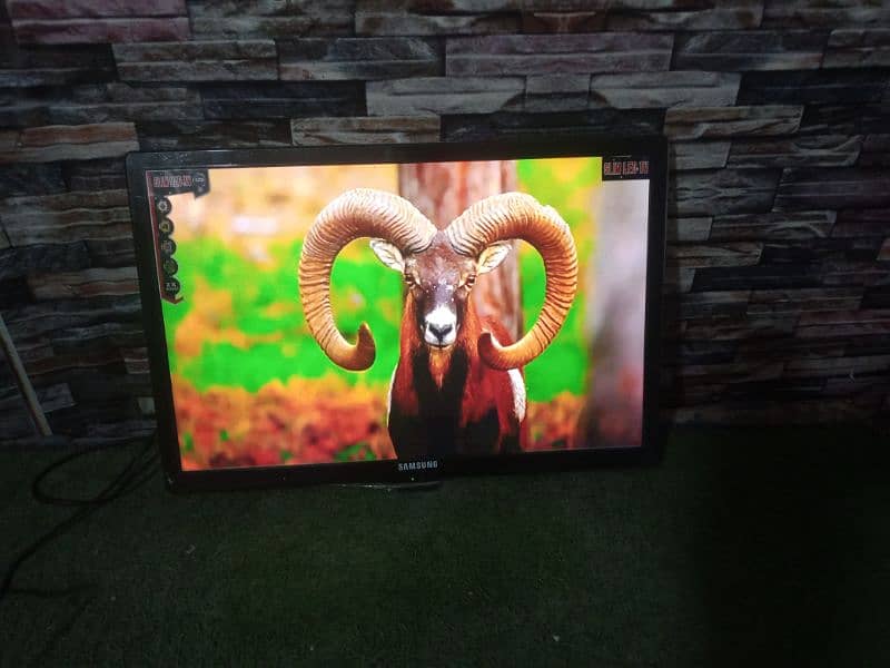 samsung Slim LED TV 27" Box Pack New 1-Year Waranty with FREE Delivery 5