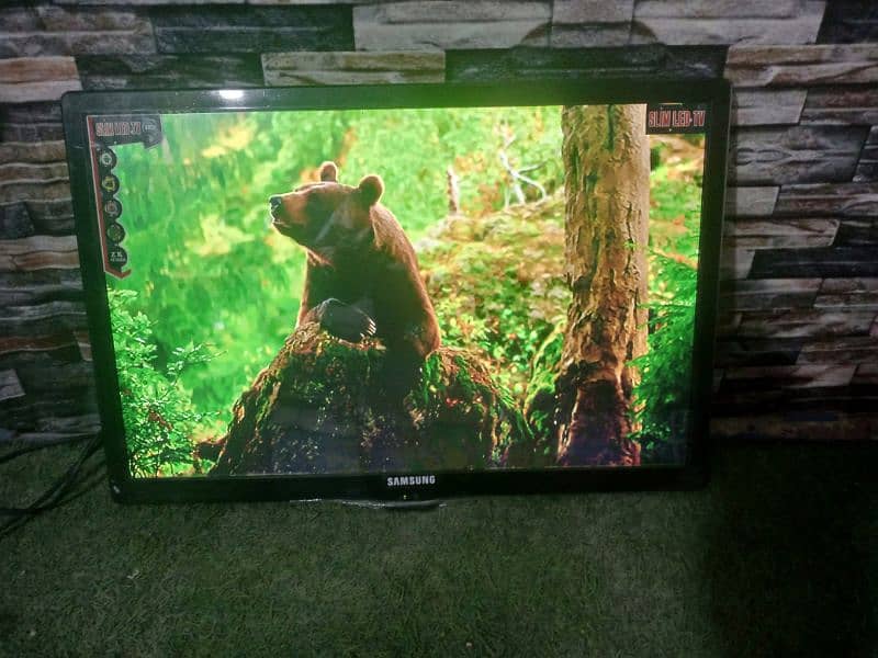 samsung Slim LED TV 27" Box Pack New 1-Year Waranty with FREE Delivery 6
