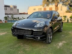 Porsche Cayenne 2015 Hybrid SE Platinum Edition Genuine Condition