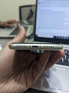 IPhone 11 128Gb PTA Approved