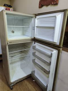 Dawlance Refrigerator condition is 10/6