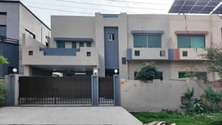 Spacious Prime Location House Is Available For rent In Ideal Location Of Askari 11 - Sector A