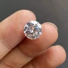 Moissanite 1100 per Carat.