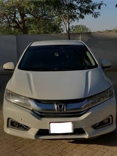 Honda Grace Hybrid 2015