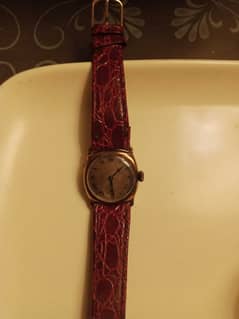 Cyma watch 18k gold vintage watch!