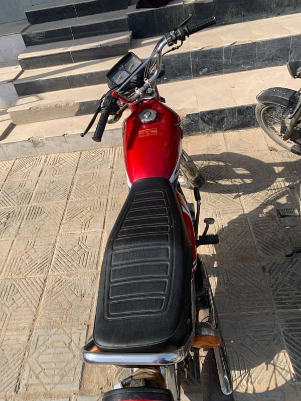 Honda cg 125 2020 karachi number 2