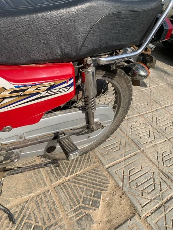 Honda cg 125 2020 karachi number 5