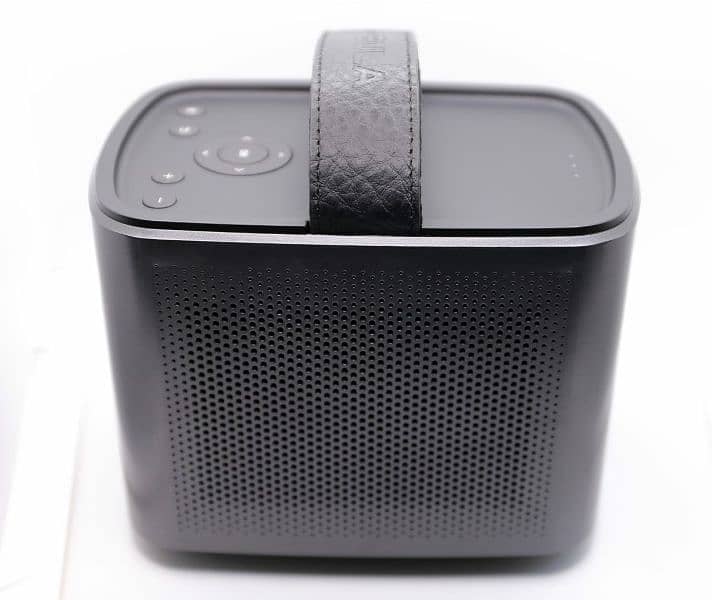 Anker Nebula Mars 2 pro Projector 2