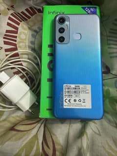 infinix hot 11 With box charger 4/128