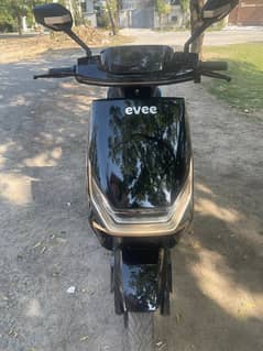 Electric scooty