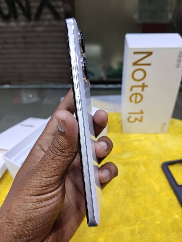 Redmi Note 13 Pro Plus 16/512 120 Watt Fast Charger 10/10 Condition 4