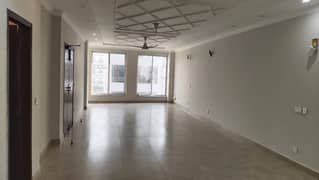 4 Marla Secnd Floor Hall For Rent