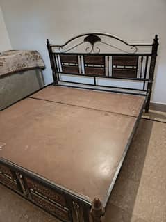 full size bed with mattress no any issuee new condition