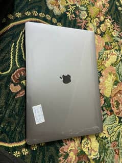 MacBook