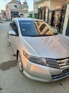 Honda City IVTEC 2013 in total Genuine condition