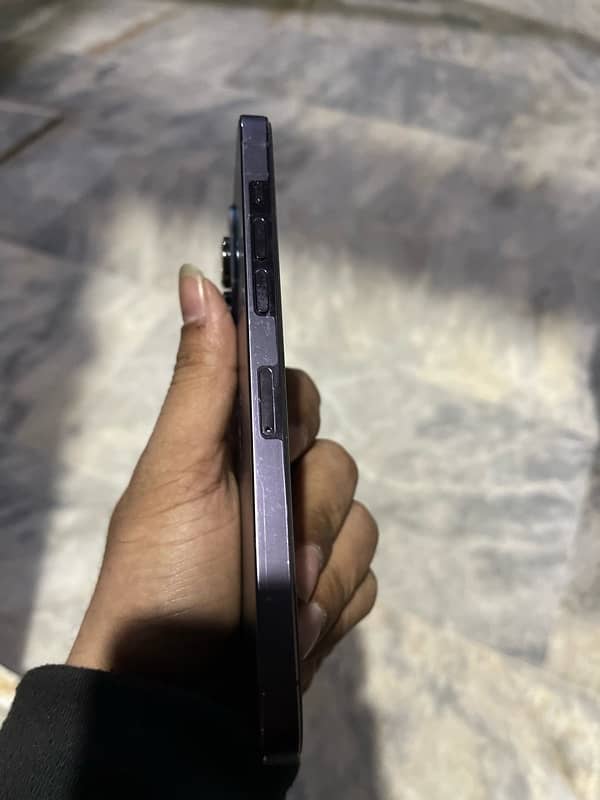 14 PRO MAX NON PTA 4