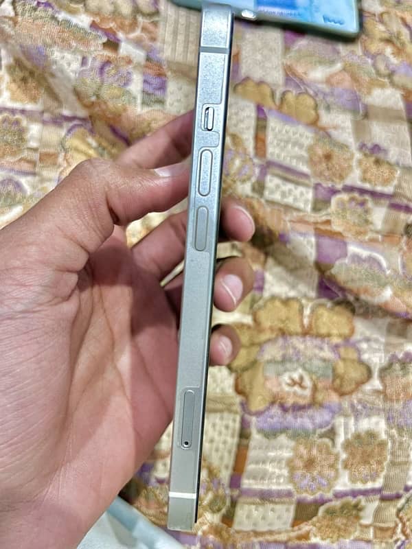 iPhone 13 non PTA JV 1